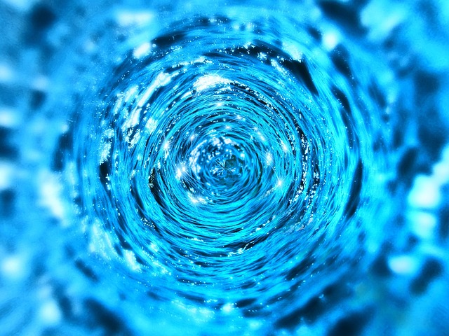 水彩からアクリルまで！青色を作り出す色の組み合わせ一覧